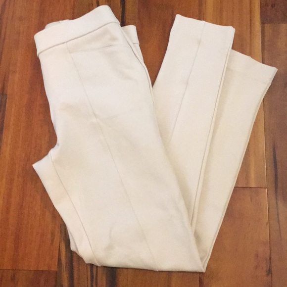 Anne Klein Pants - Anne Klein size 2 pale pink pull on pants Anne Klein Pants - Anne Klein size 2 pale pink pull on pants